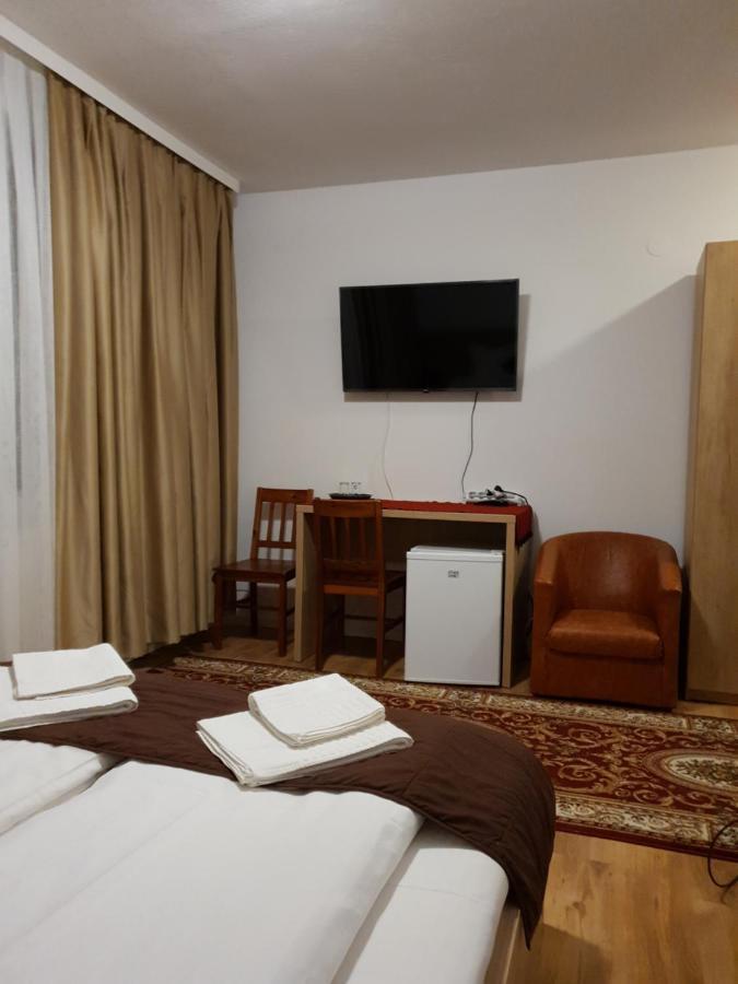 فندق Băile Felixفي  Casa Cu Pridvor الغرفة الصورة